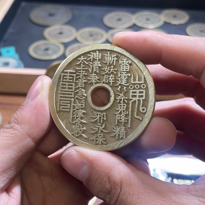 铜现代仿制工艺品