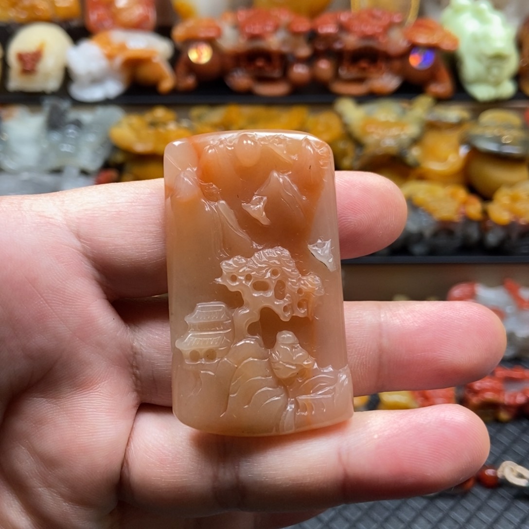 石英质玉（黄龙玉）挂件未镶嵌