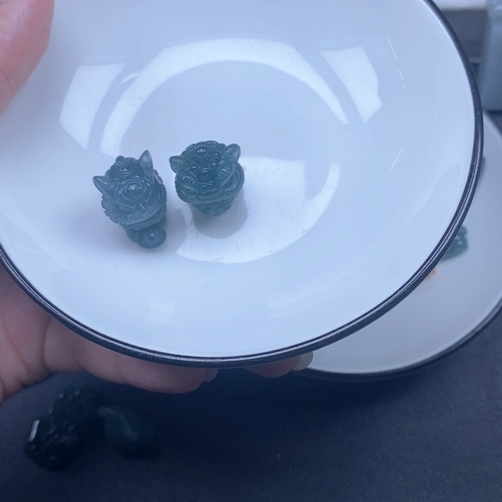 颈饰未镶嵌翡翠Z****u翡翠