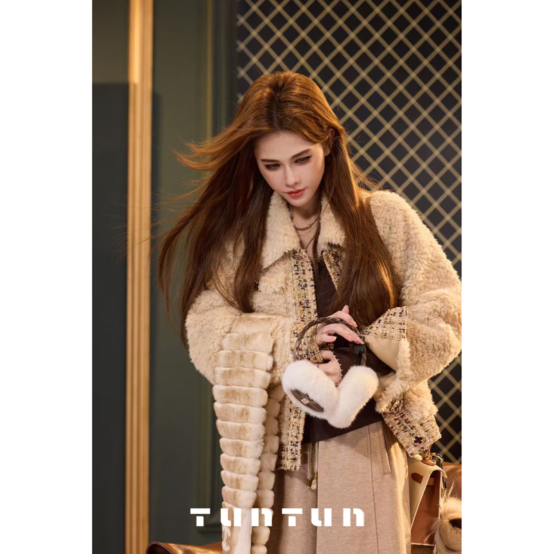 吞吞TUNT【奶系千金】富家小姐 金色粗花呢皮毛一体外套