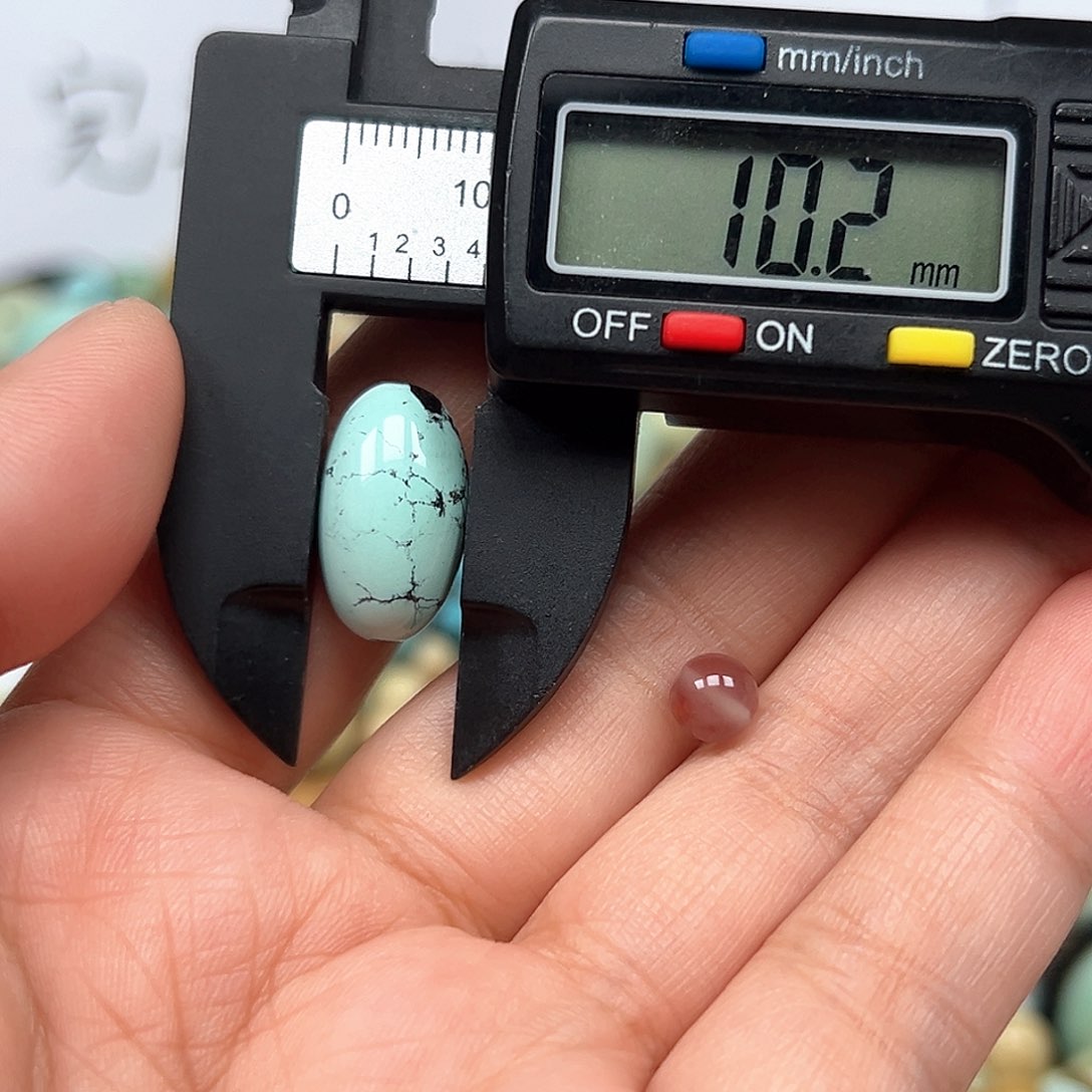 南红玛瑙未镶嵌珠宝奇石