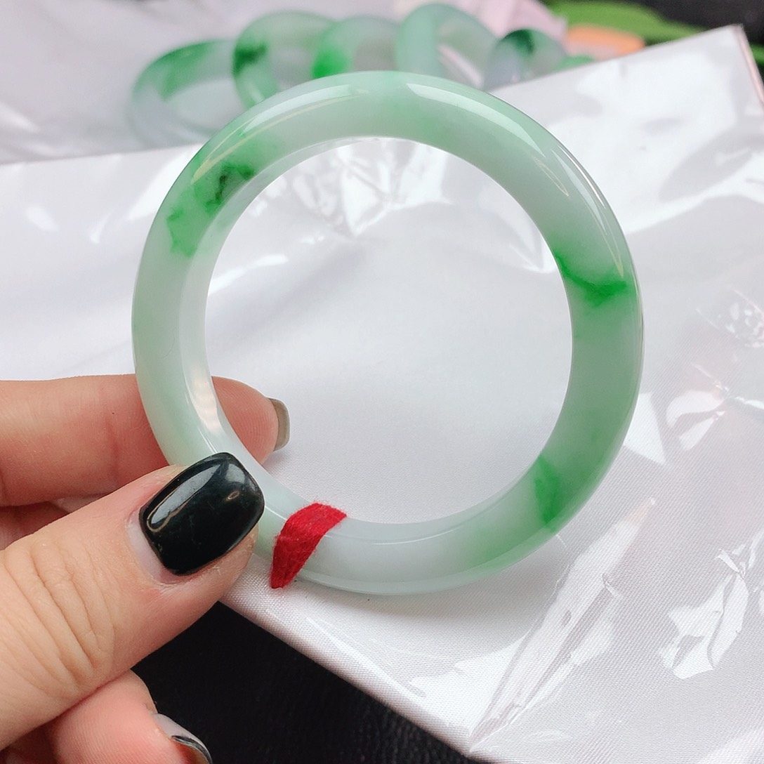 翡翠手镯未镶嵌正881346