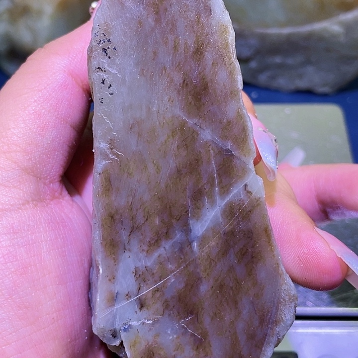 未镶嵌和田玉（糖玉）珠宝半成品