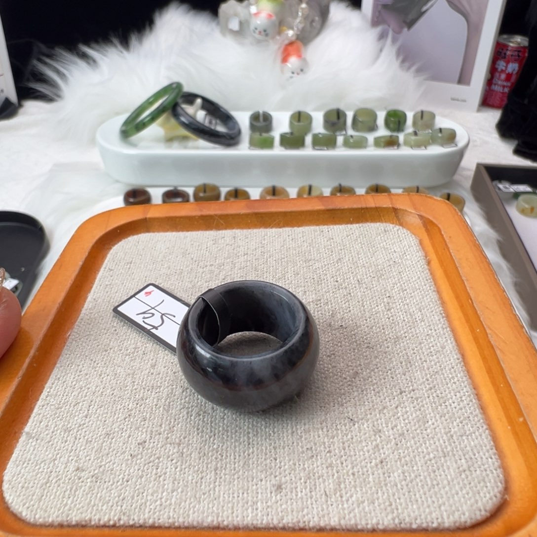 和田玉未镶嵌戒指A8青花墩墩18.1不退换