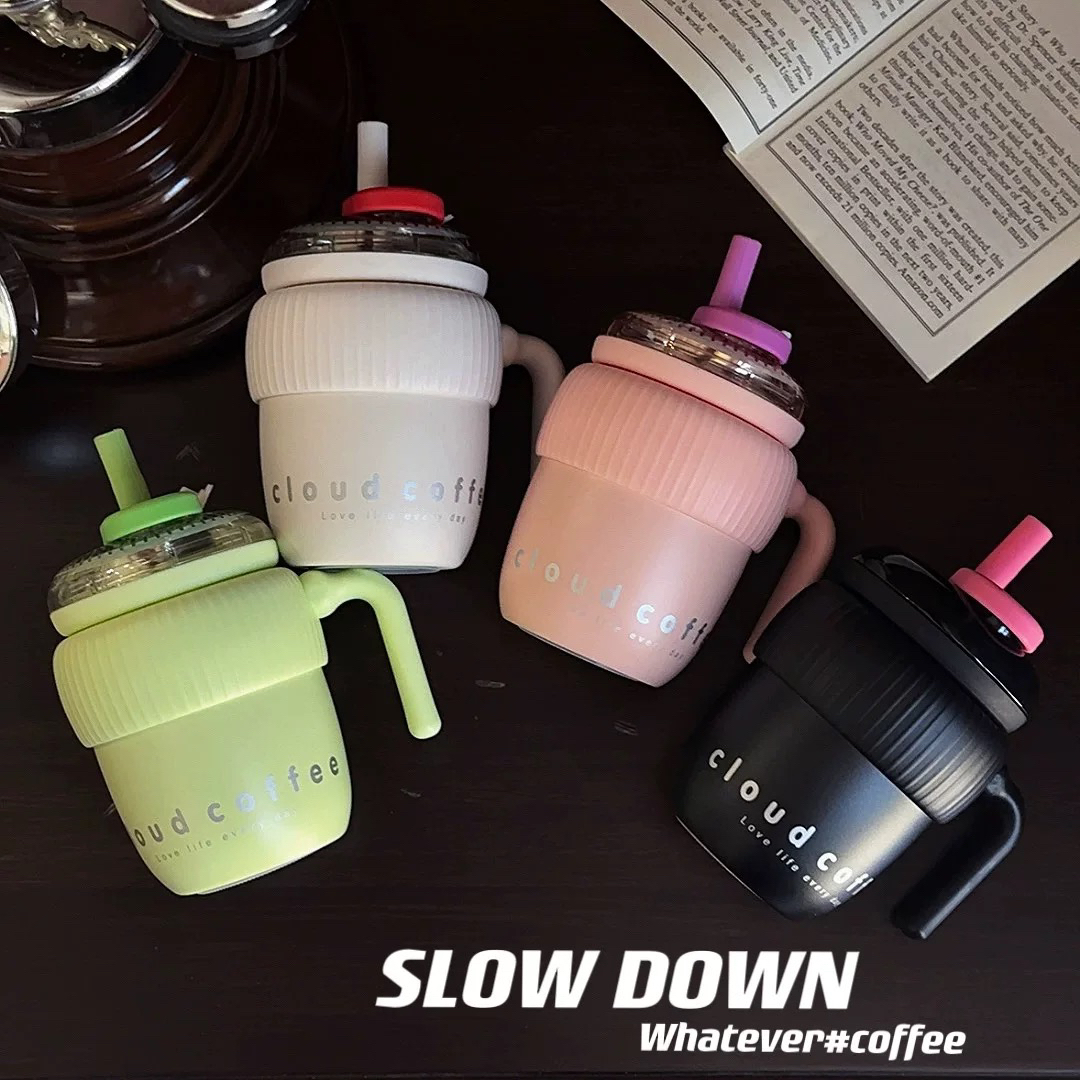 新疆包邮-云朵桌面保温杯简约高颜值吸管双饮把手办公杯xj-345