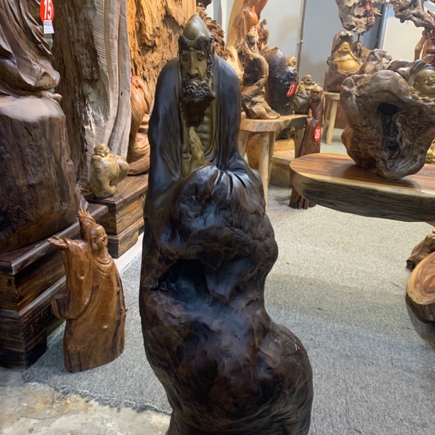 香樟木达摩落地摆件