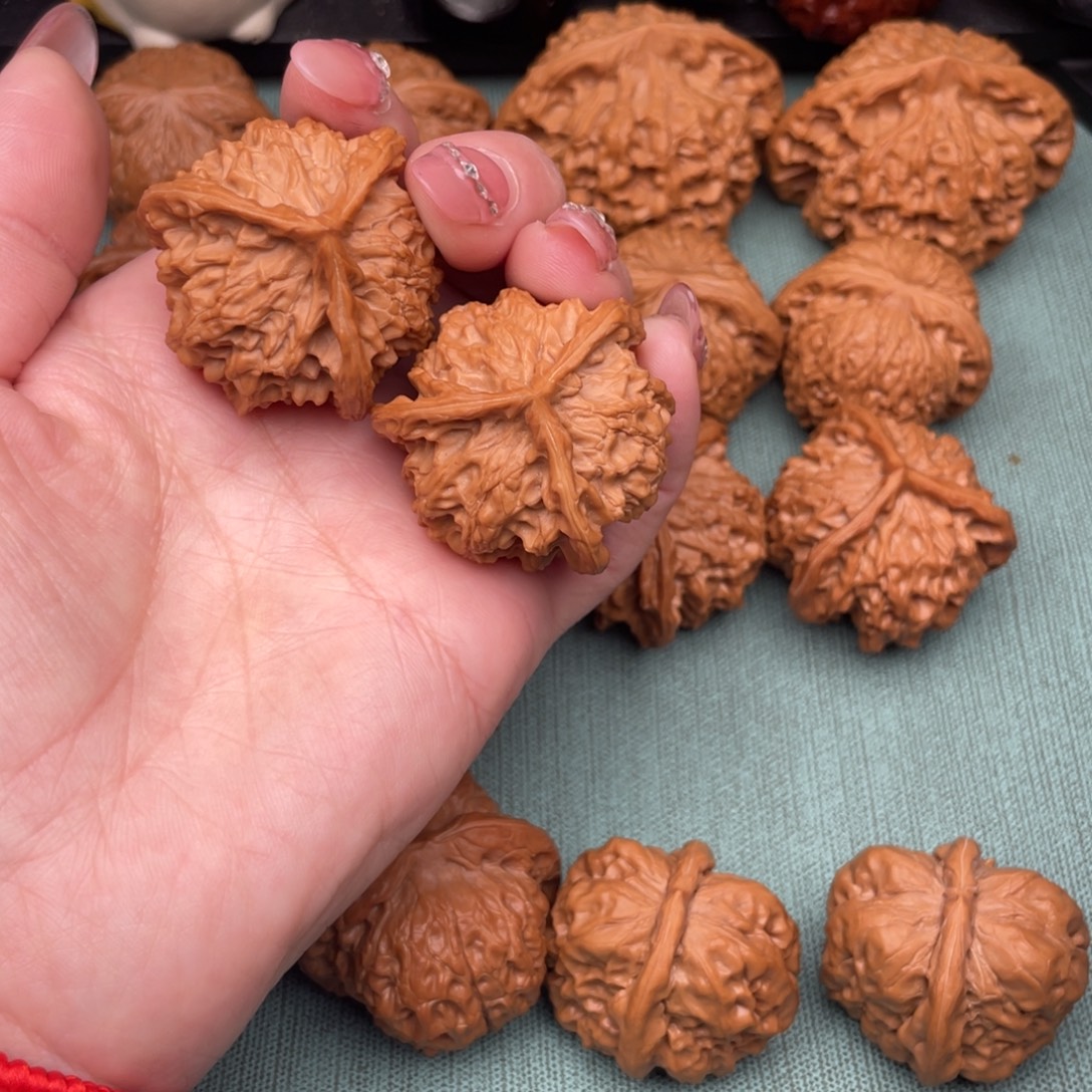 把件文玩核桃全品盘山三棱37