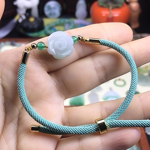 翡翠手链未镶嵌牡丹花手绳