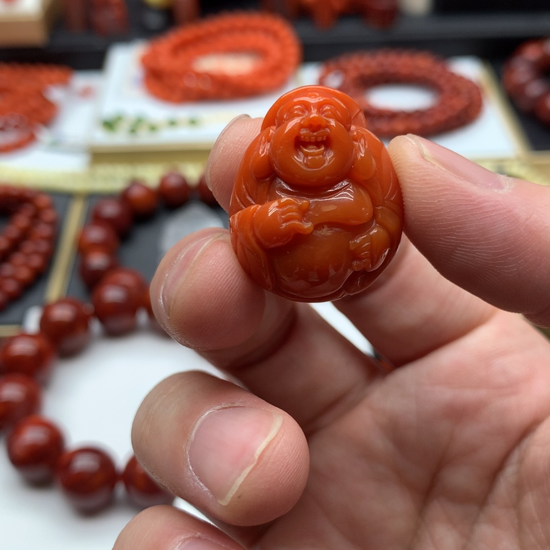 南红玛瑙吊坠未镶嵌一**姜