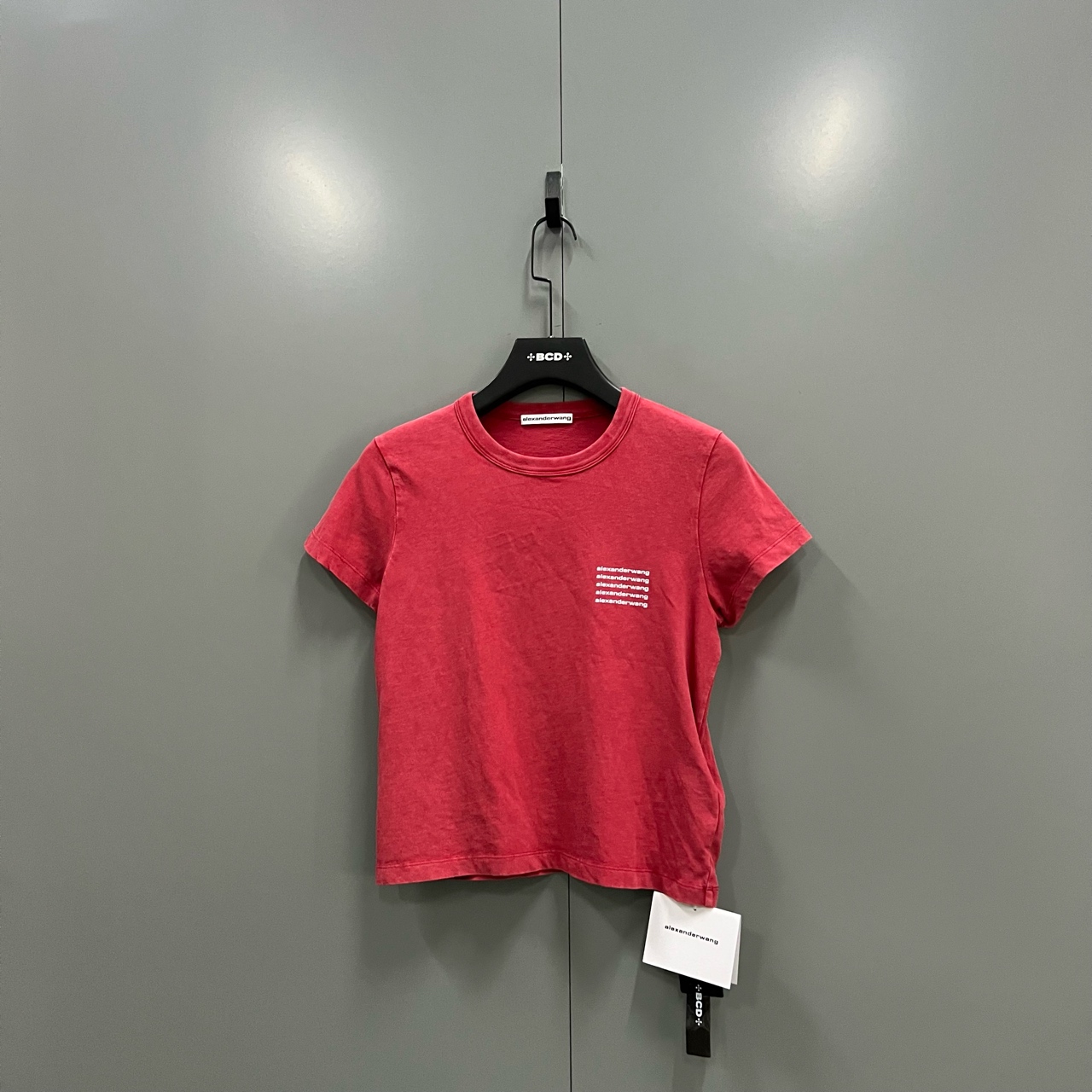 99新 maje (zz3）亚历山大王 酸洗皱缩印花logo短袖 S码 jc605121