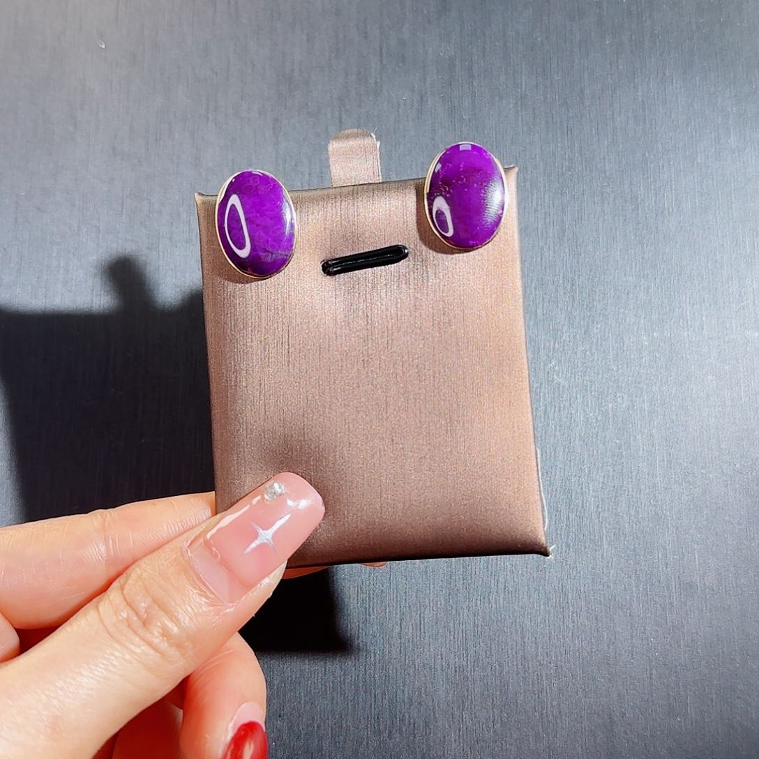 苏纪石（舒俱来）耳钉18K金镶嵌