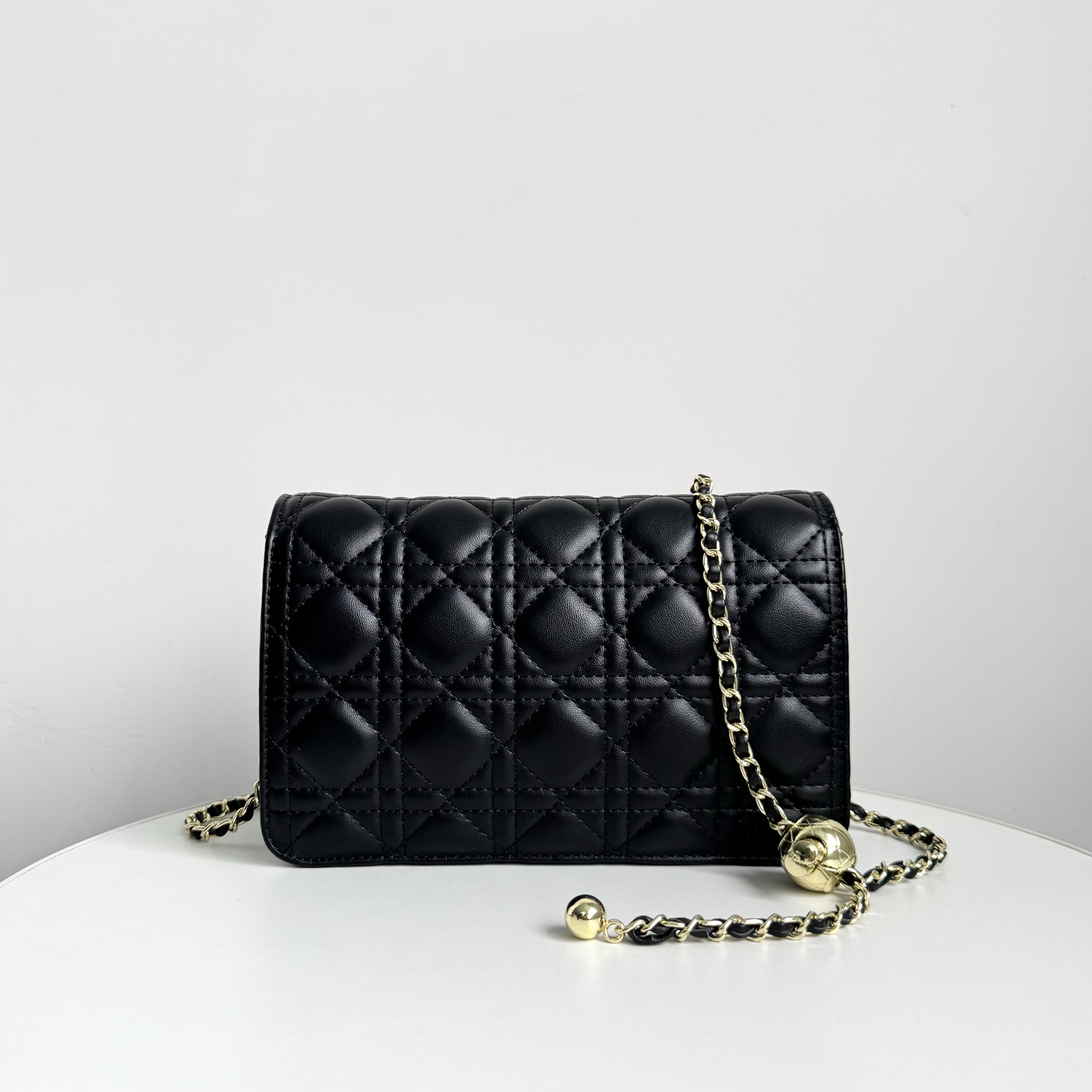 轻奢藤格纹黑色复古小金球链条包