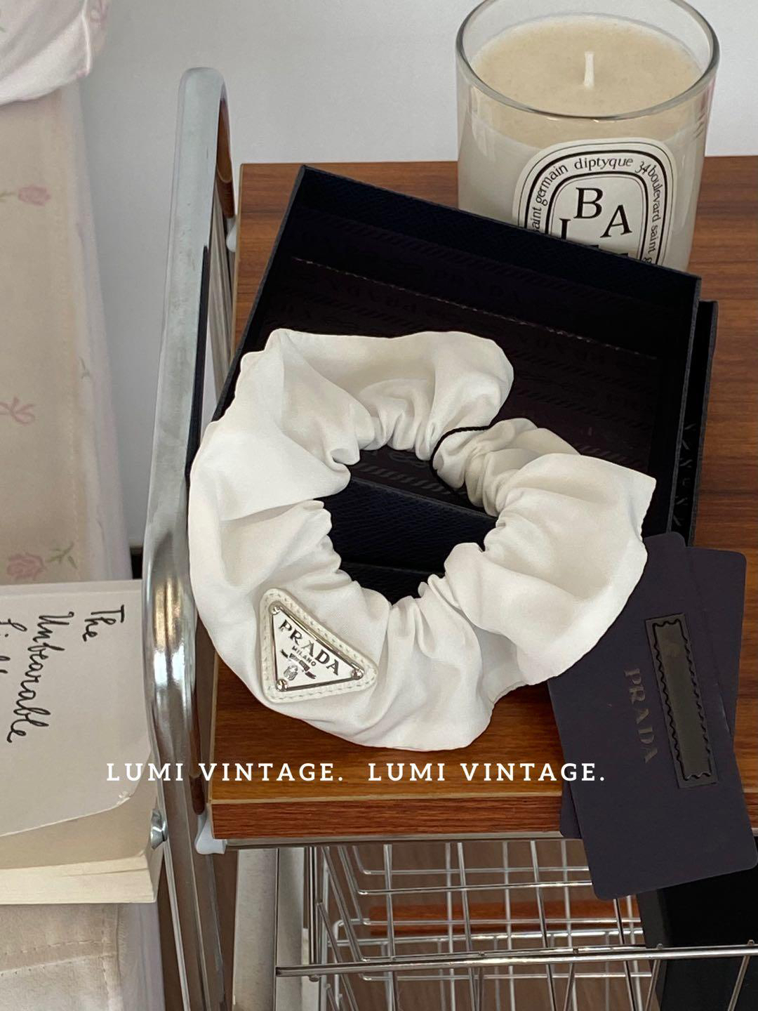95新 Prada/普拉达 白色发圈 30671268
