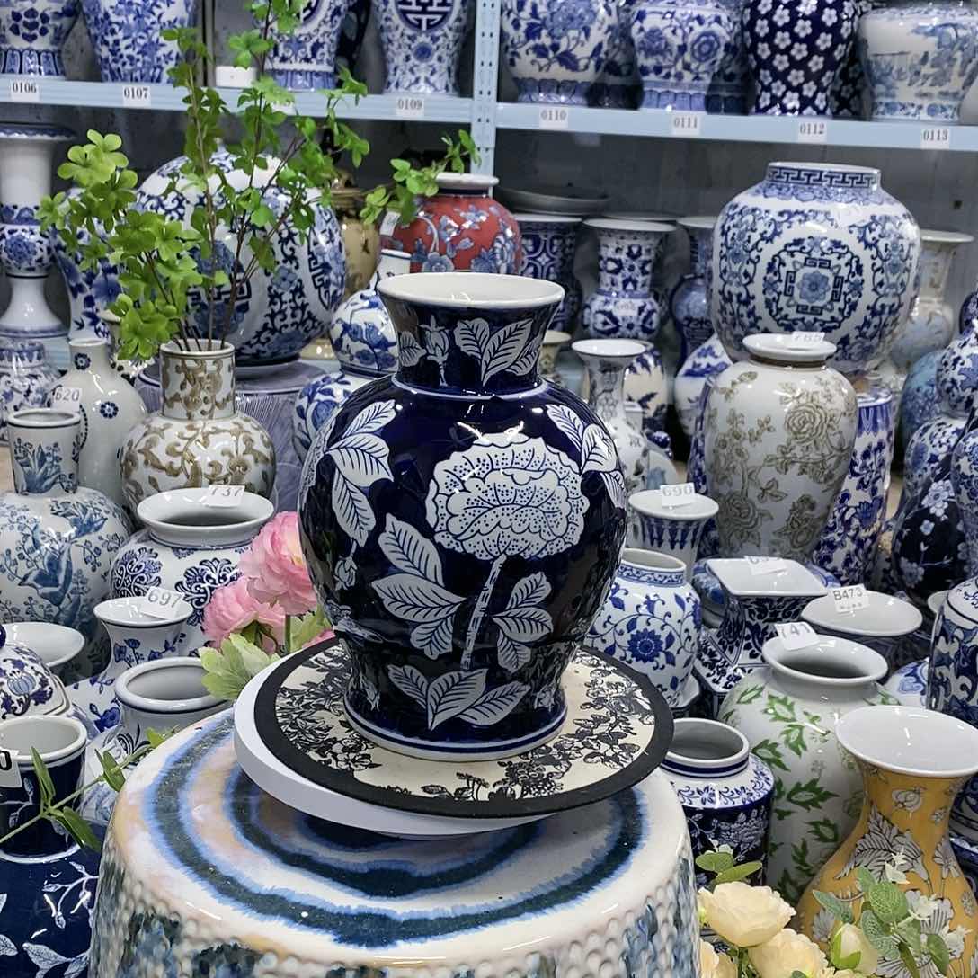 【闪购商品】摆件绣球花石榴瓶瓷器……………………