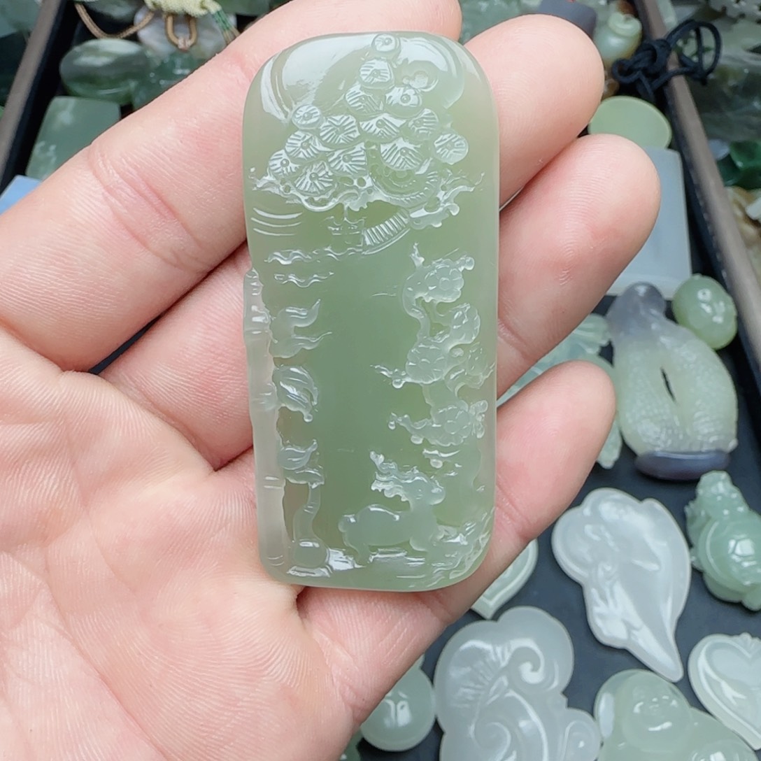 和田玉颈饰未镶嵌