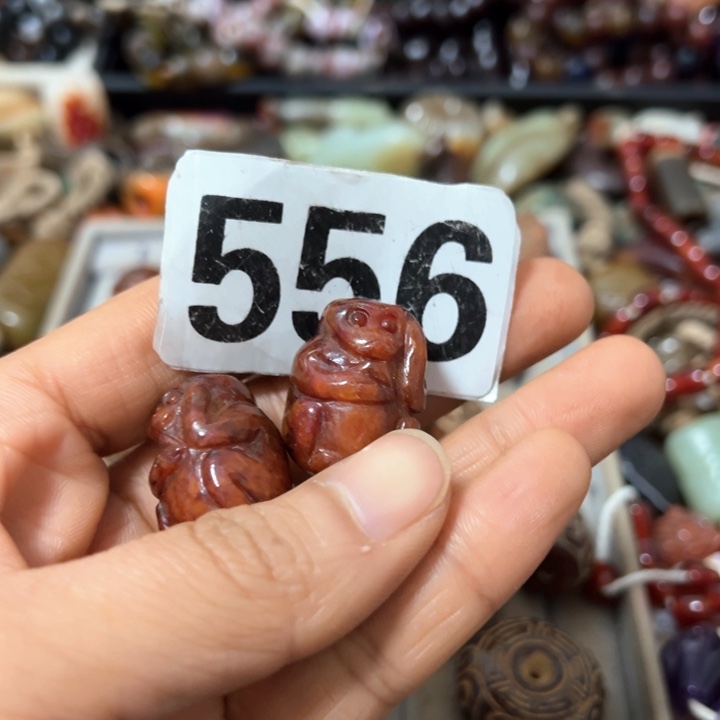 和田玉（糖玉）颈饰未镶嵌用****3