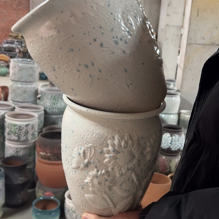 微瑕高度25厘米口径20厘米