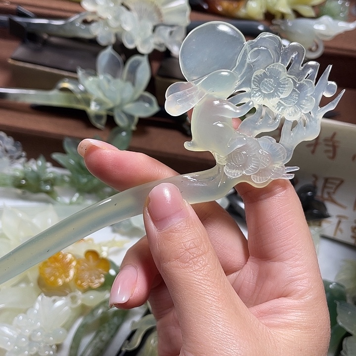 蛇纹石玉未镶嵌发饰