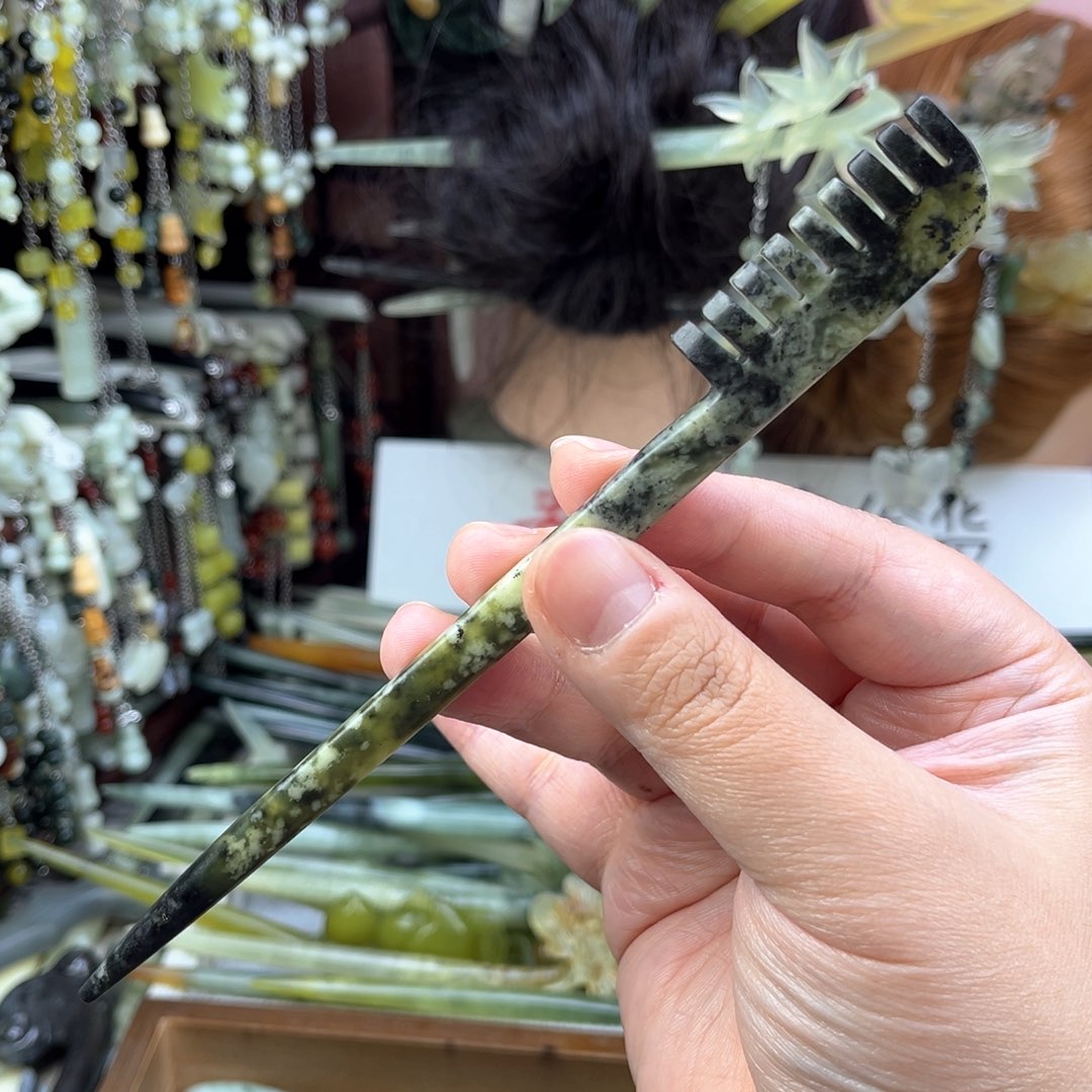 蛇纹石玉发饰未镶嵌长度17厘米左右