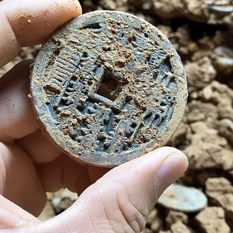 瓷片瓷器紫砂壶摆件