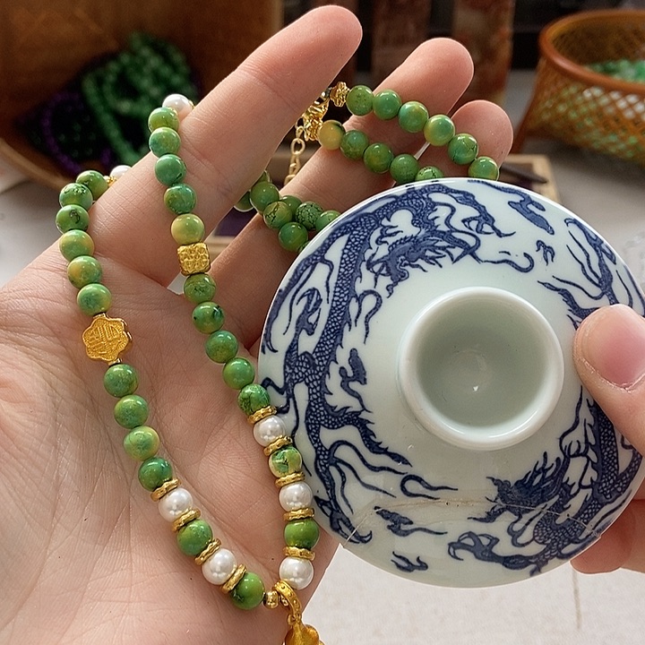 瓷片不哈哈哈哈哈哈哈哈吧