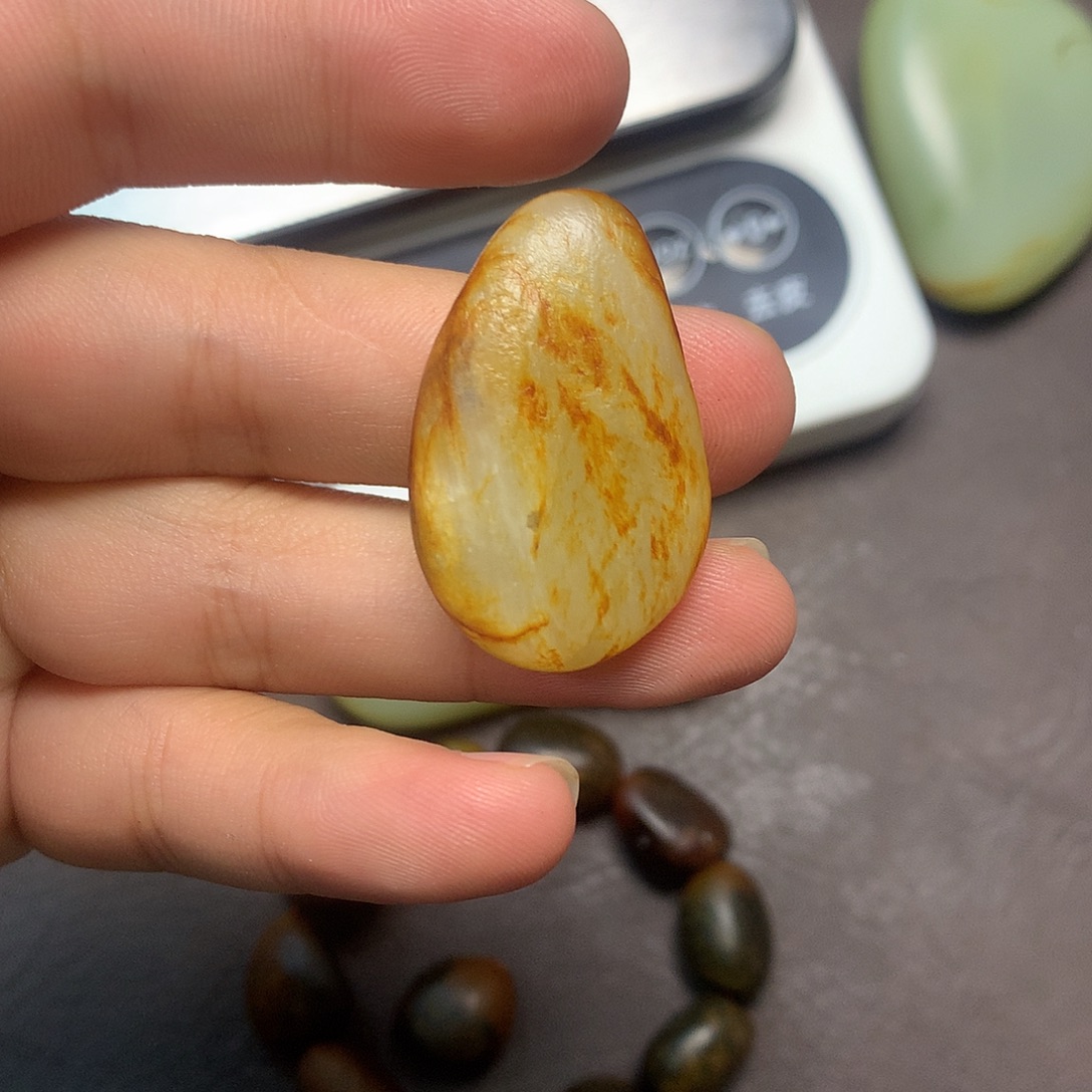 和田玉（糖玉）未镶嵌挂件