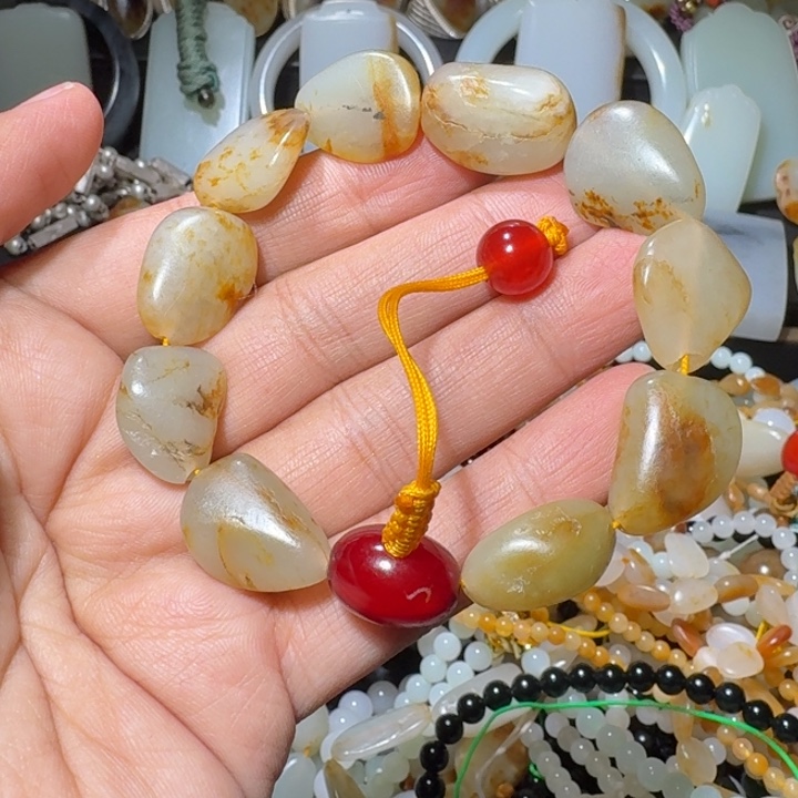 和田玉未镶嵌手链