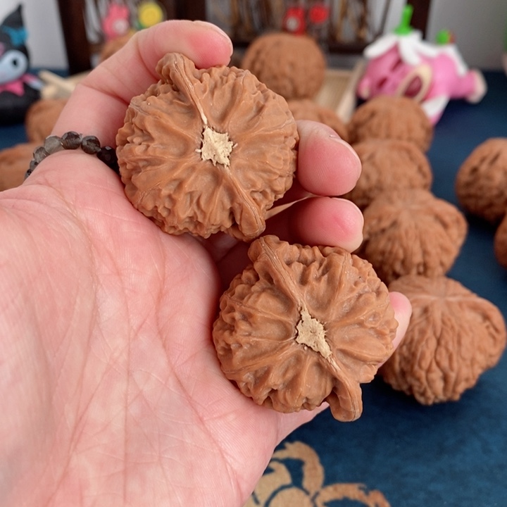 文玩核桃把件宫灯41