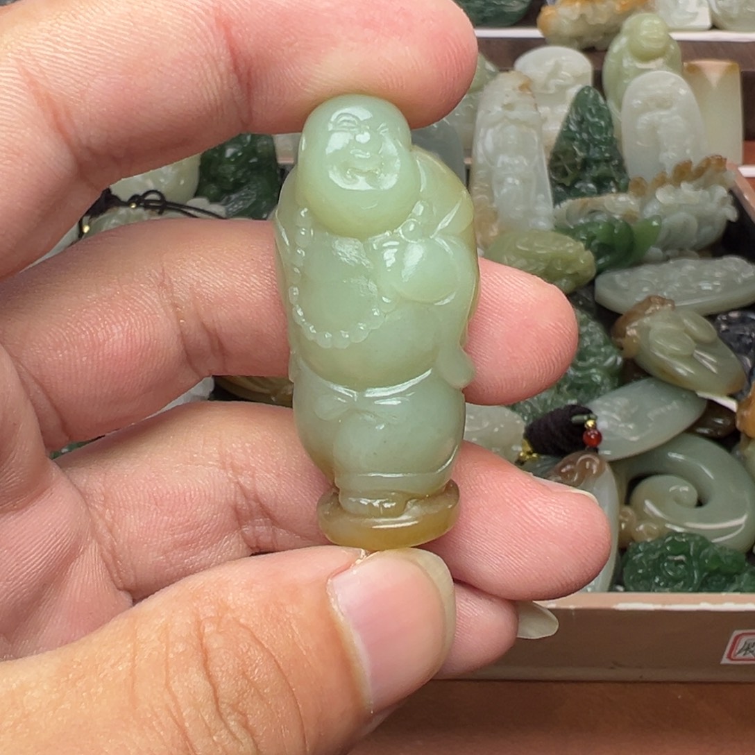 和田玉未镶嵌挂件