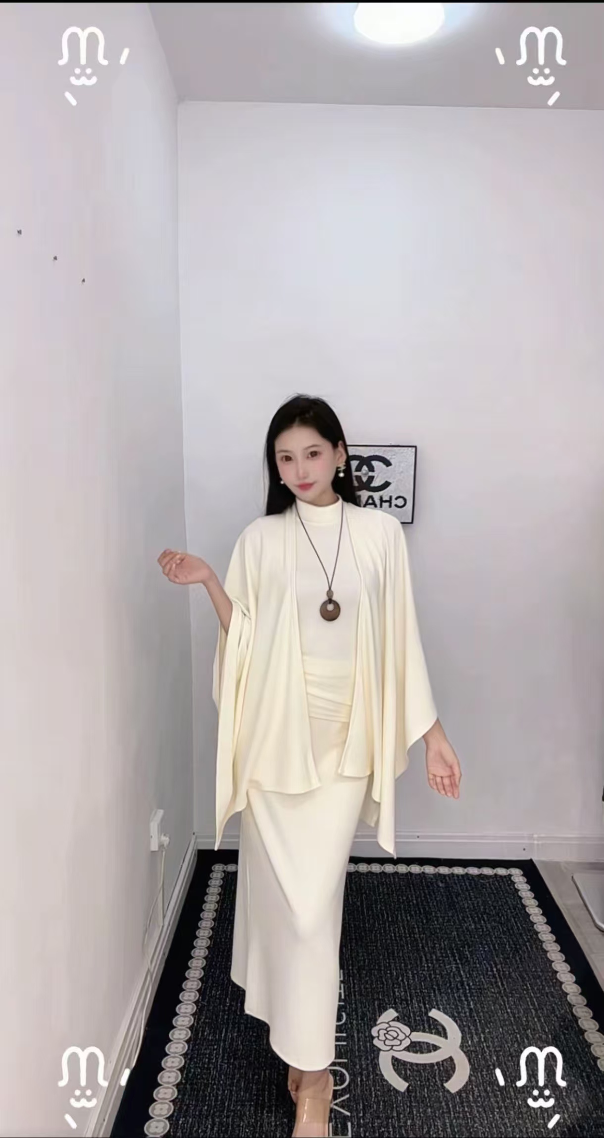 【美神降临】轻奢高领上衣～斗篷显瘦修身裙三件套带项链