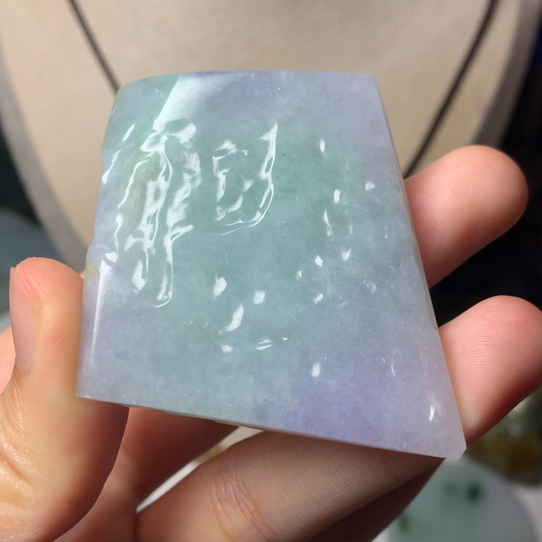 翡翠未镶嵌颈饰吊坠