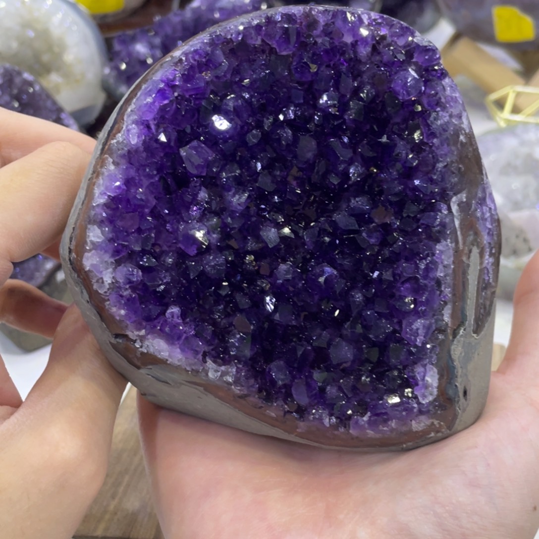 未镶嵌珠宝半成品水晶