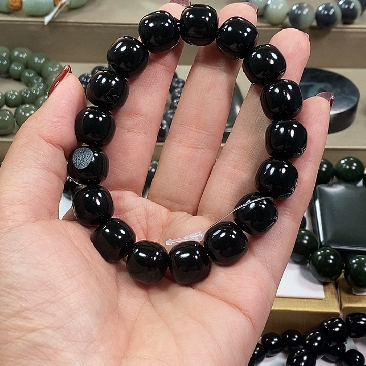 和田玉颈饰未镶嵌如**好