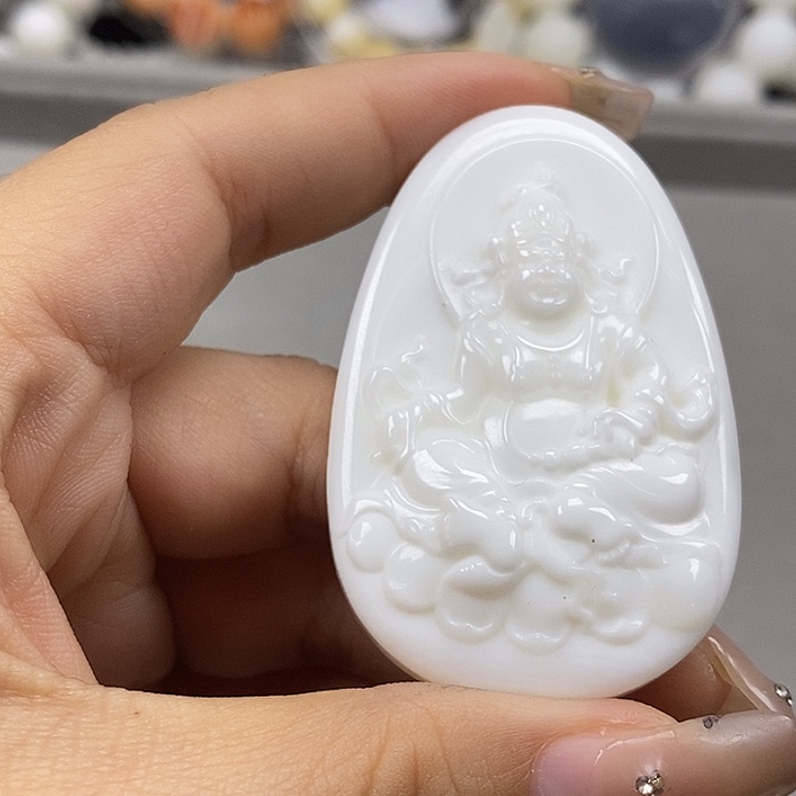 好***晚香榧木花梨木，大黑天牌子