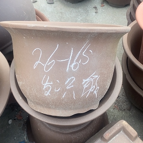 紫砂中国宜兴紫砂花盆，