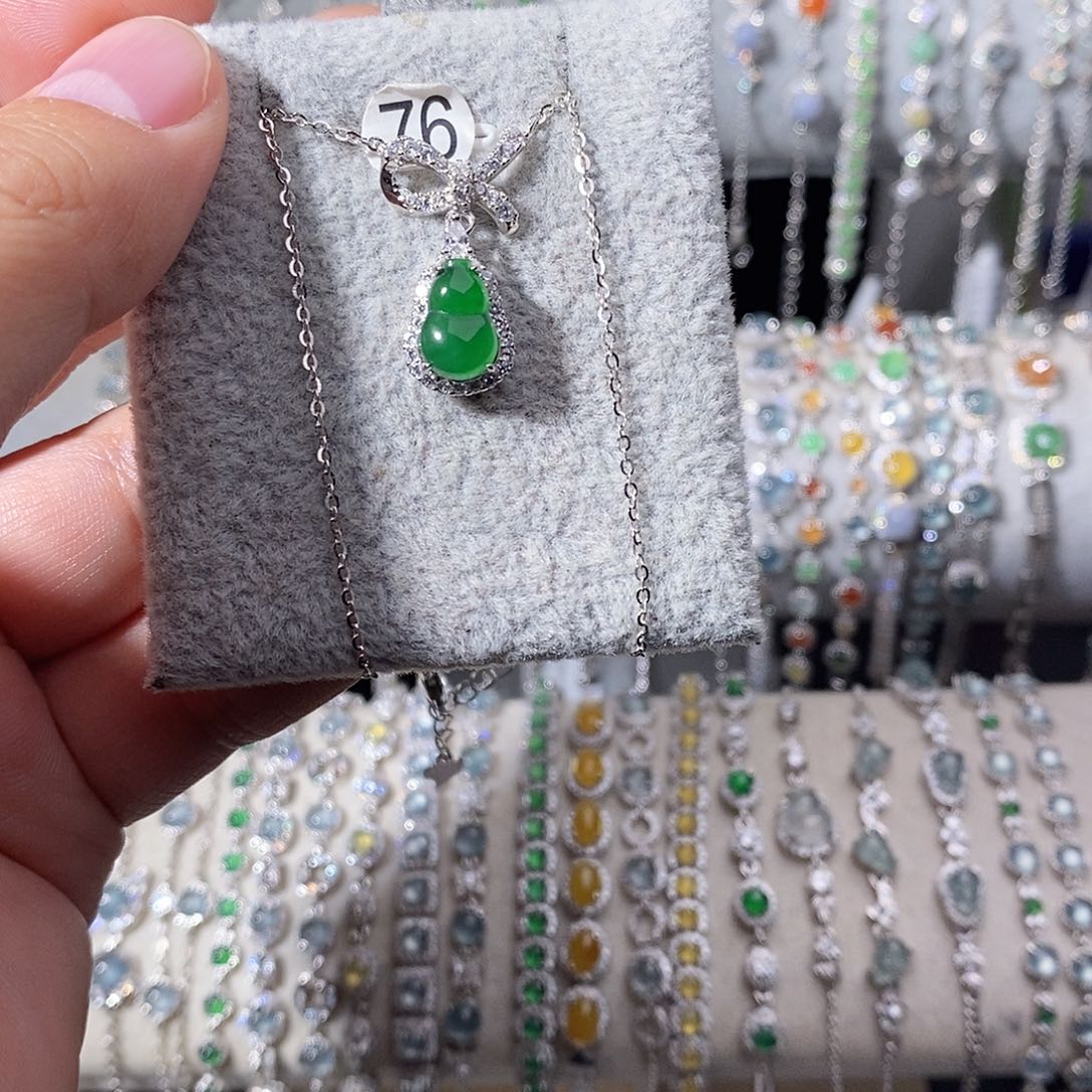 翡翠银S925镶嵌颈饰