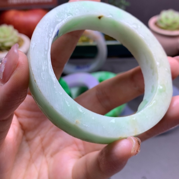 余***安定制翡翠未镶嵌正翡翠