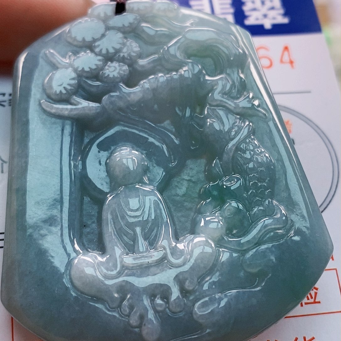 吊坠(不含链)未镶嵌翡翠