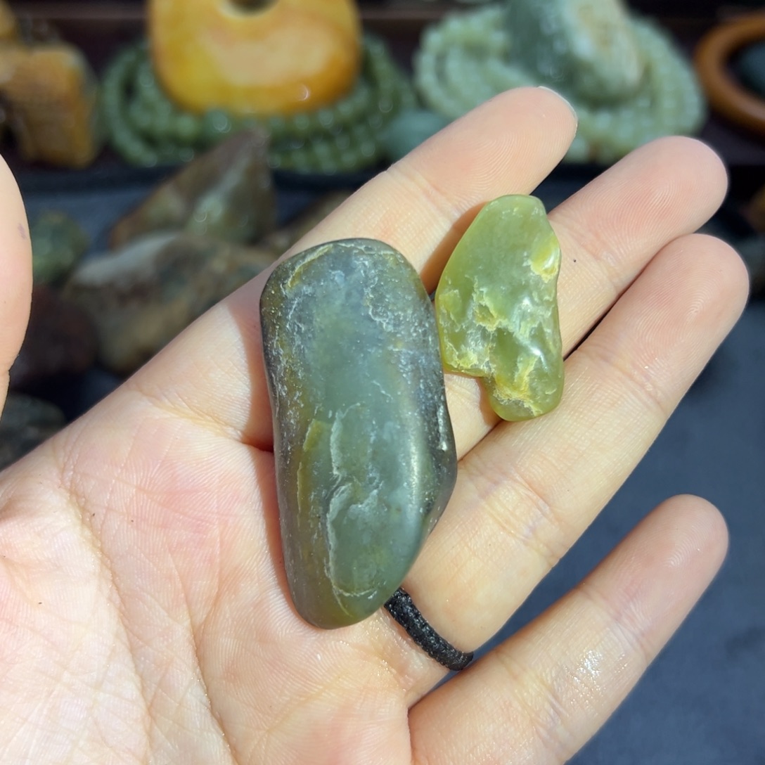 和田玉未镶嵌珠宝奇石