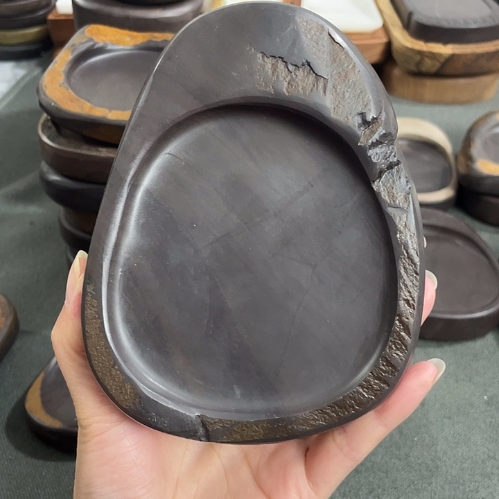 广东肇庆原石端砚
