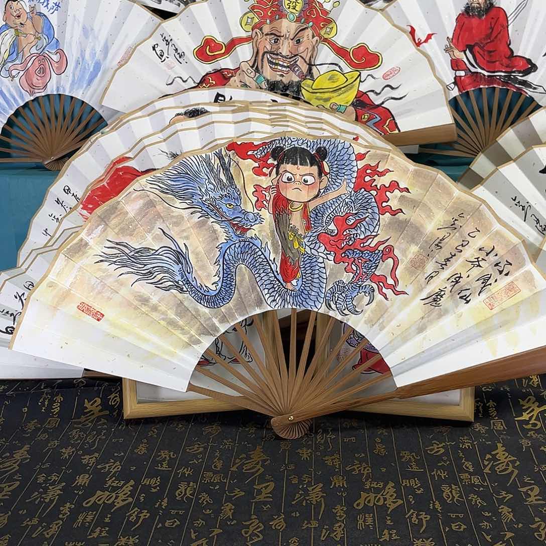 扇子手绘折扇一把