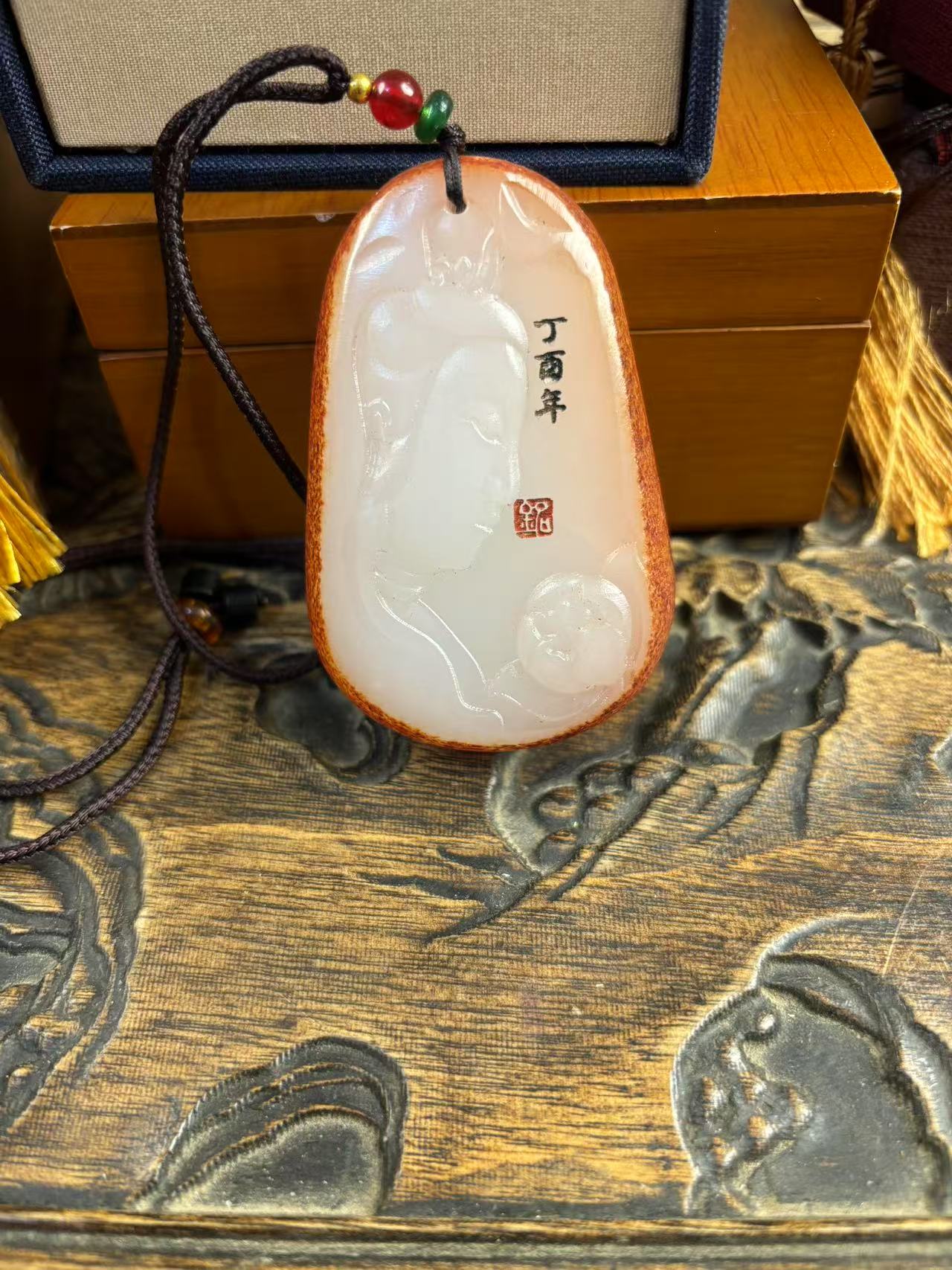 和田玉原皮佛牌一个{小七甄选}