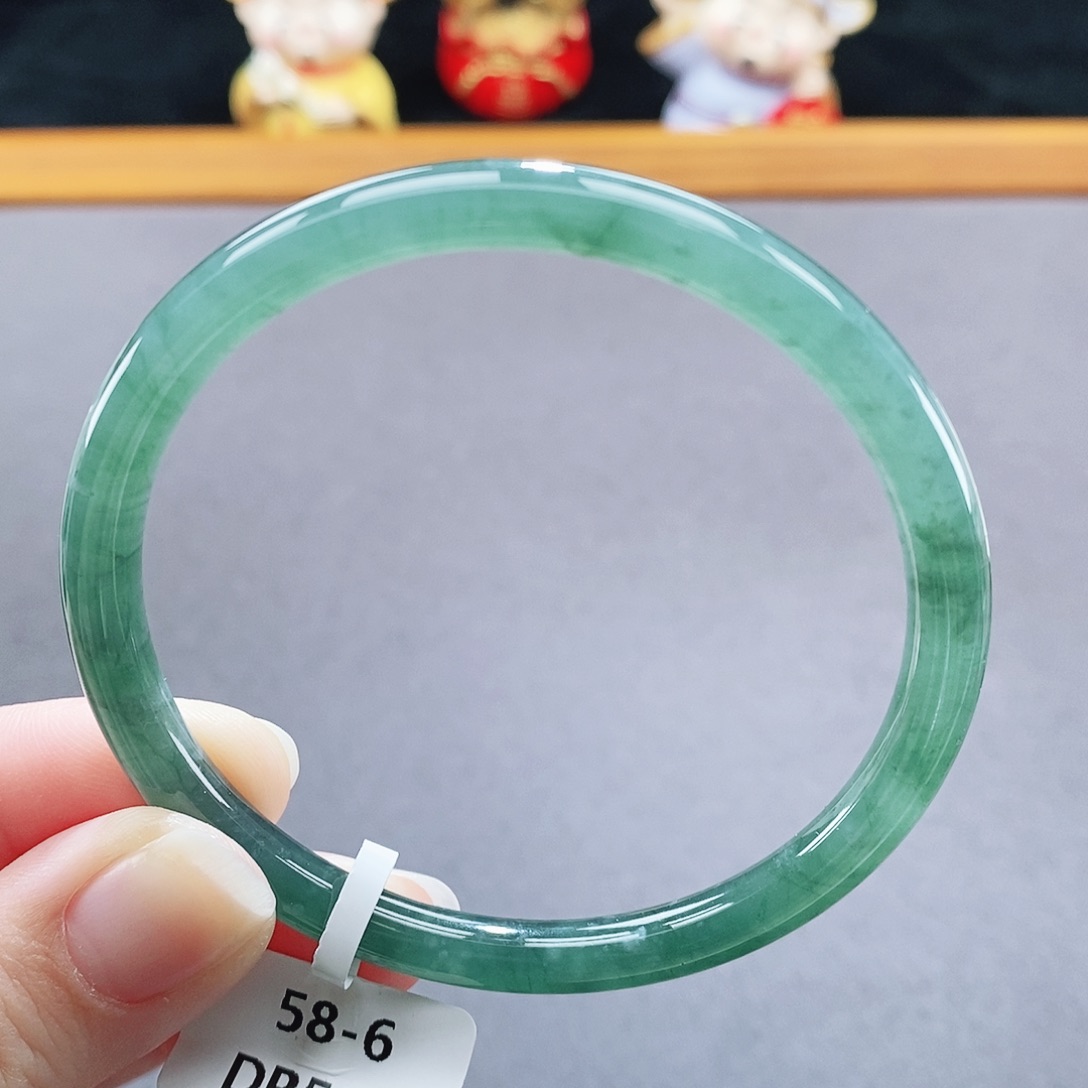 翡翠未镶嵌手镯11