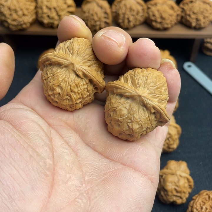 文玩核桃吊坠南瓜墩