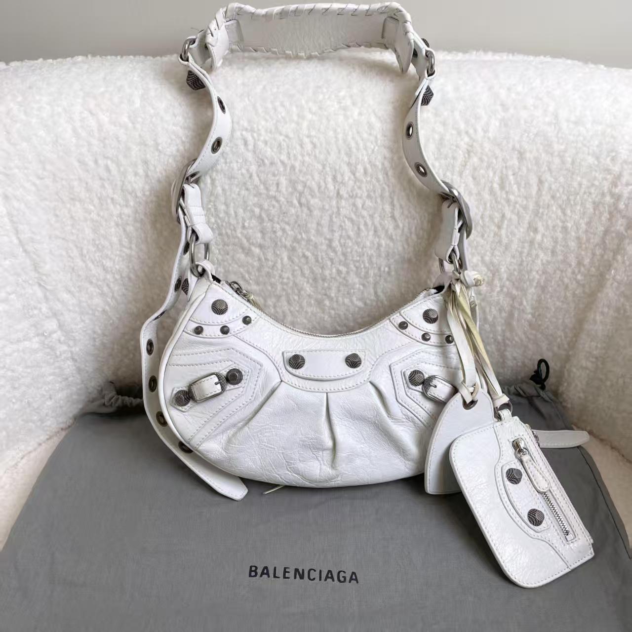 99新 Balenciaga/巴黎世家 白月牙机车包86991674/12期/代卖服务