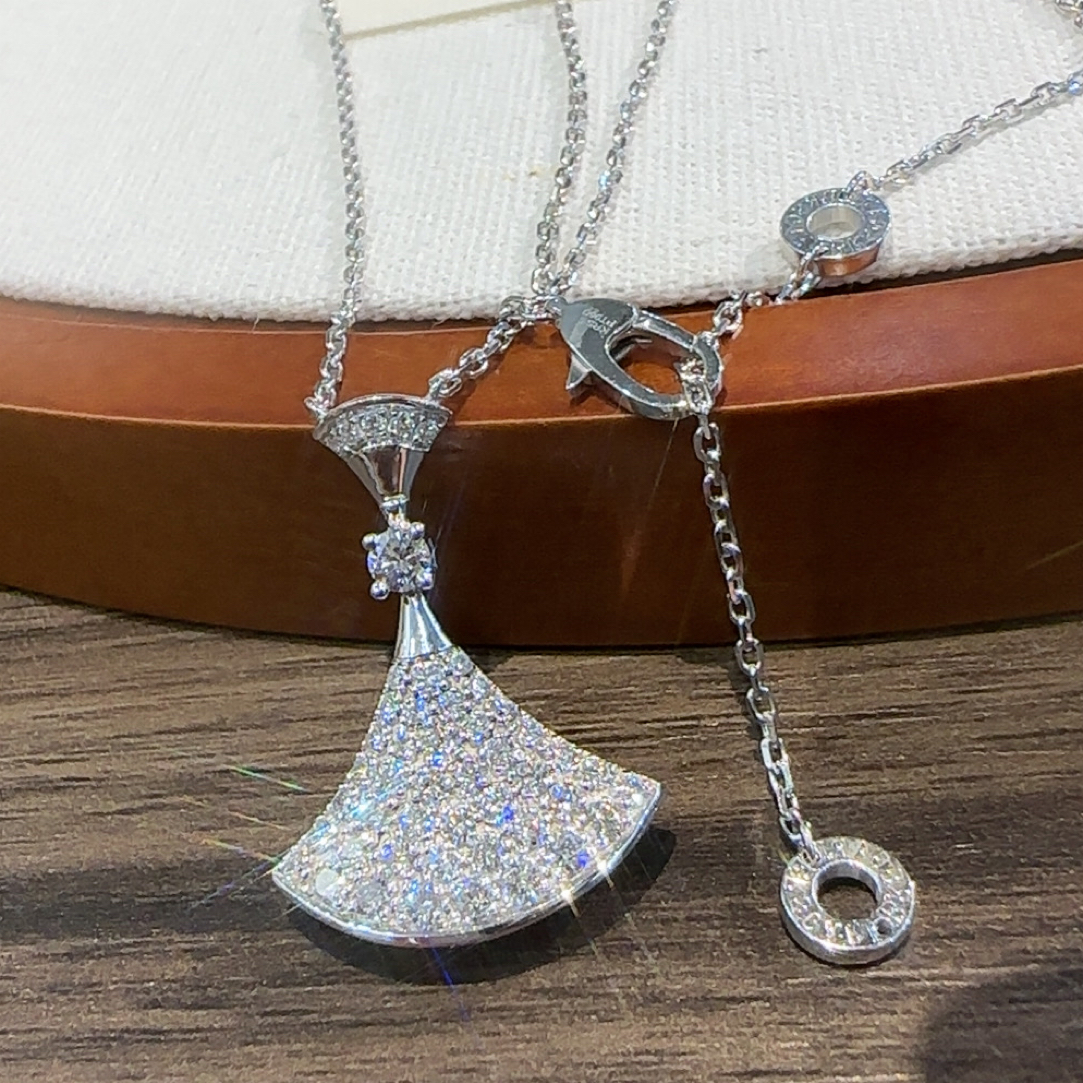 实验室培育钻石3-18K金 中号满钻裙子项链 气质优雅