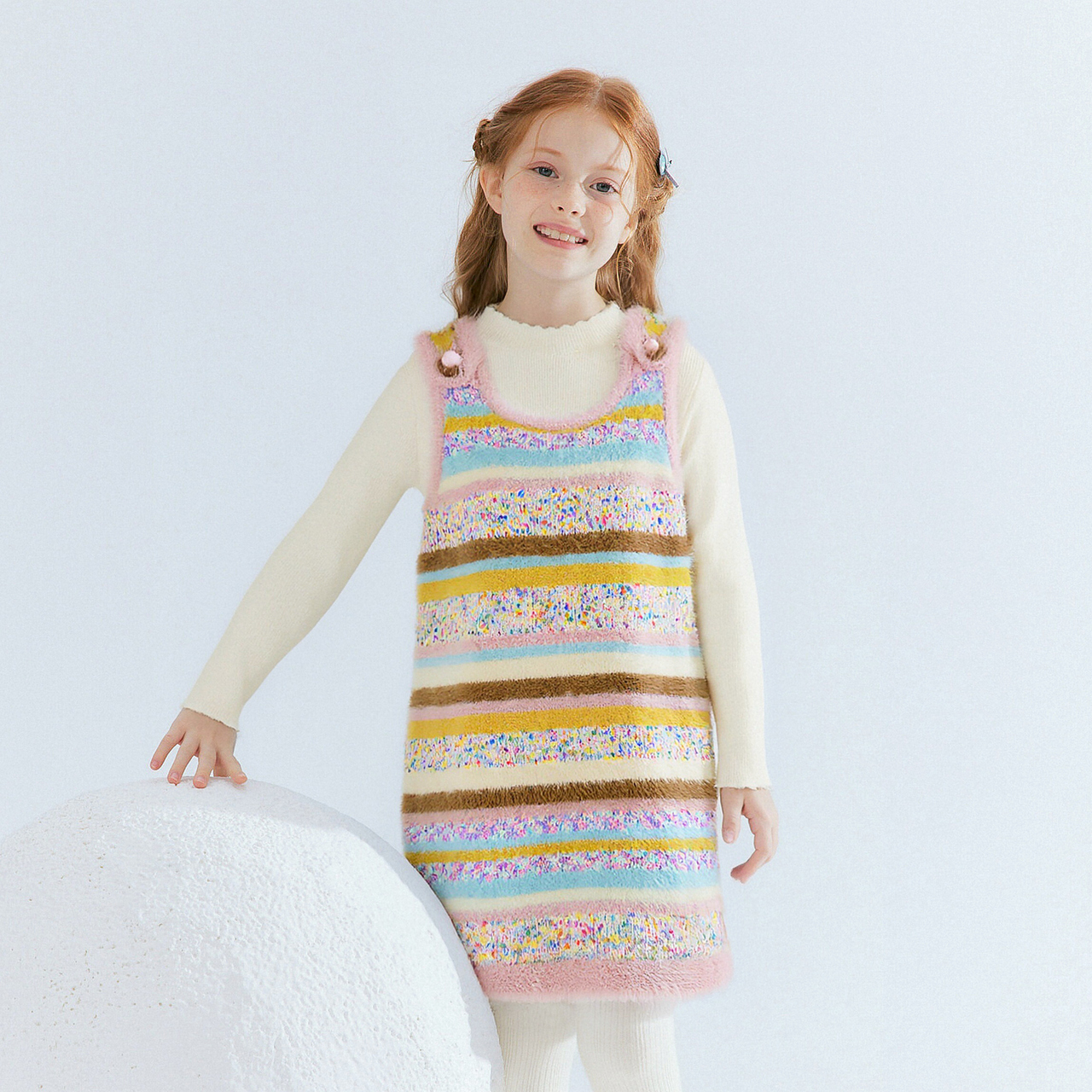 笛莎/DEESHA童装连衣裙2025冬季新款彩色毛绒连衣裙-93256D308