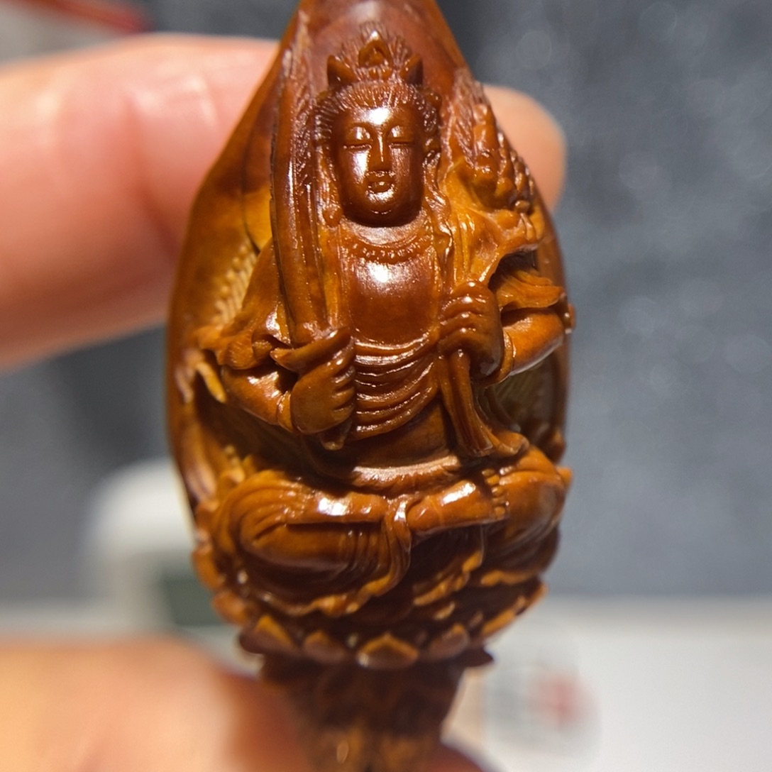 橄榄核吊坠虚空藏