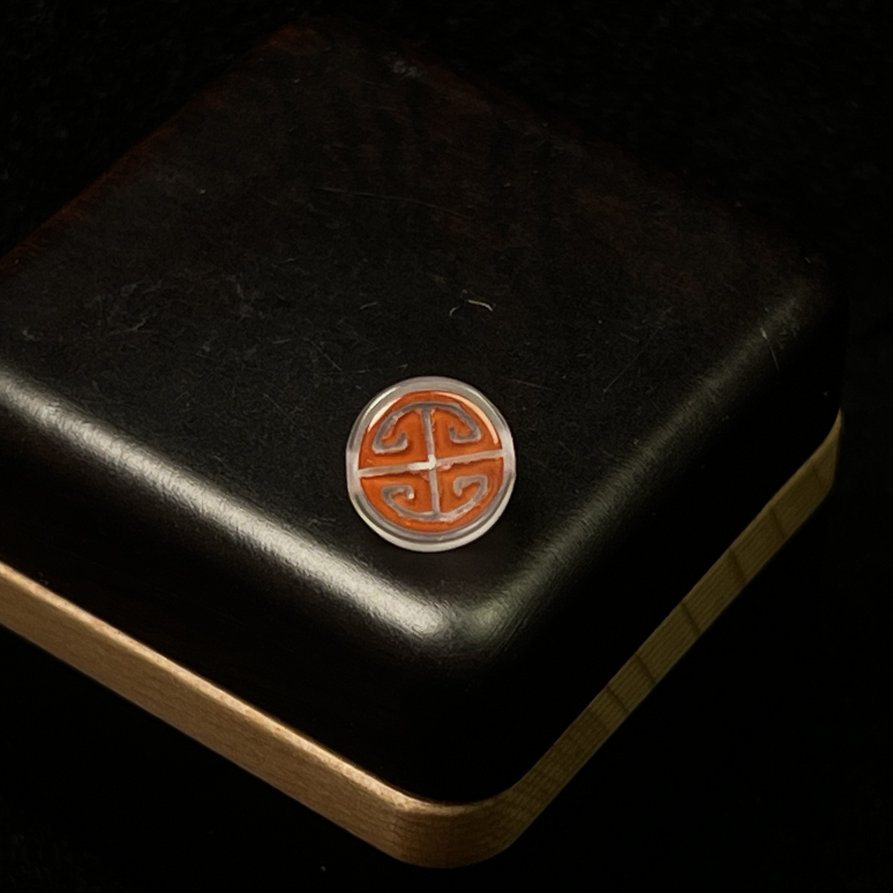 俏色南红背云线束 直径8.5mm 厚度3.8mm 4-7-1