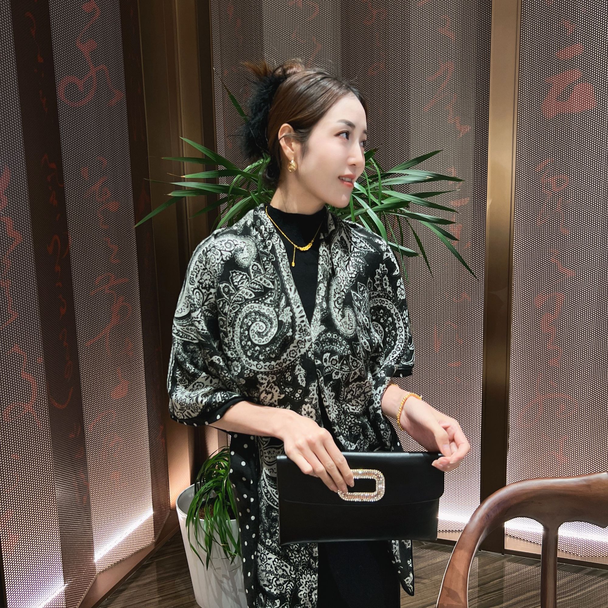 夏天【黑稿点韵】100澳毛戒指绒135*135时尚百搭围巾披肩